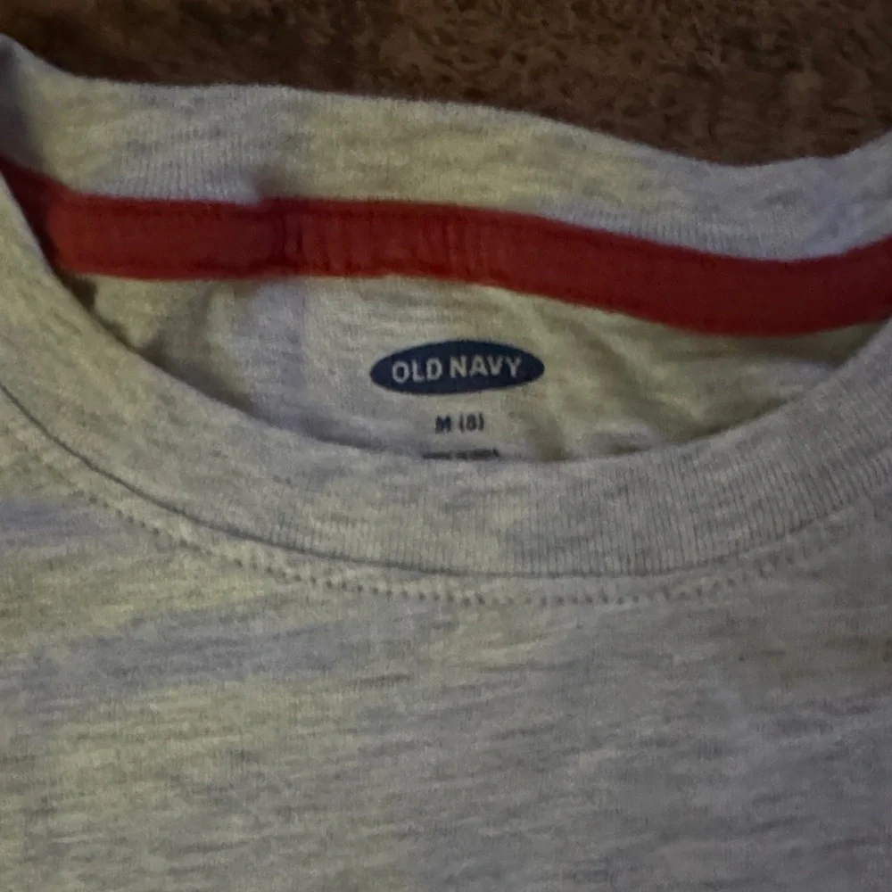 Sleeveless Gray Shirt with Surfer Pocket size medium boys